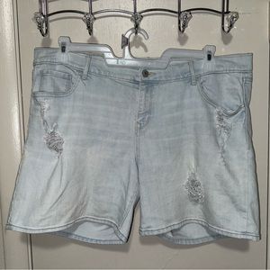 Size 16 women’s shorts